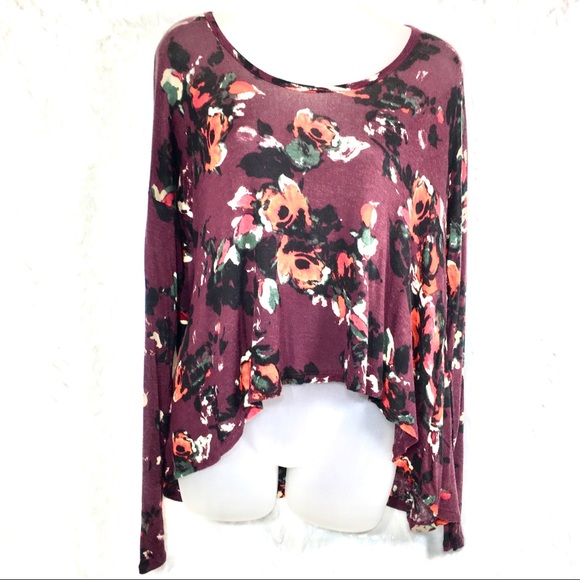 Abercrombie & Fitch Tops - 🌙 4/$20 Abercrombie & Fitch tee shirt top floral